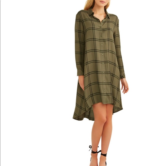 Time and Tru Dresses & Skirts - Button up cardigan/ dress. Women’s medium.